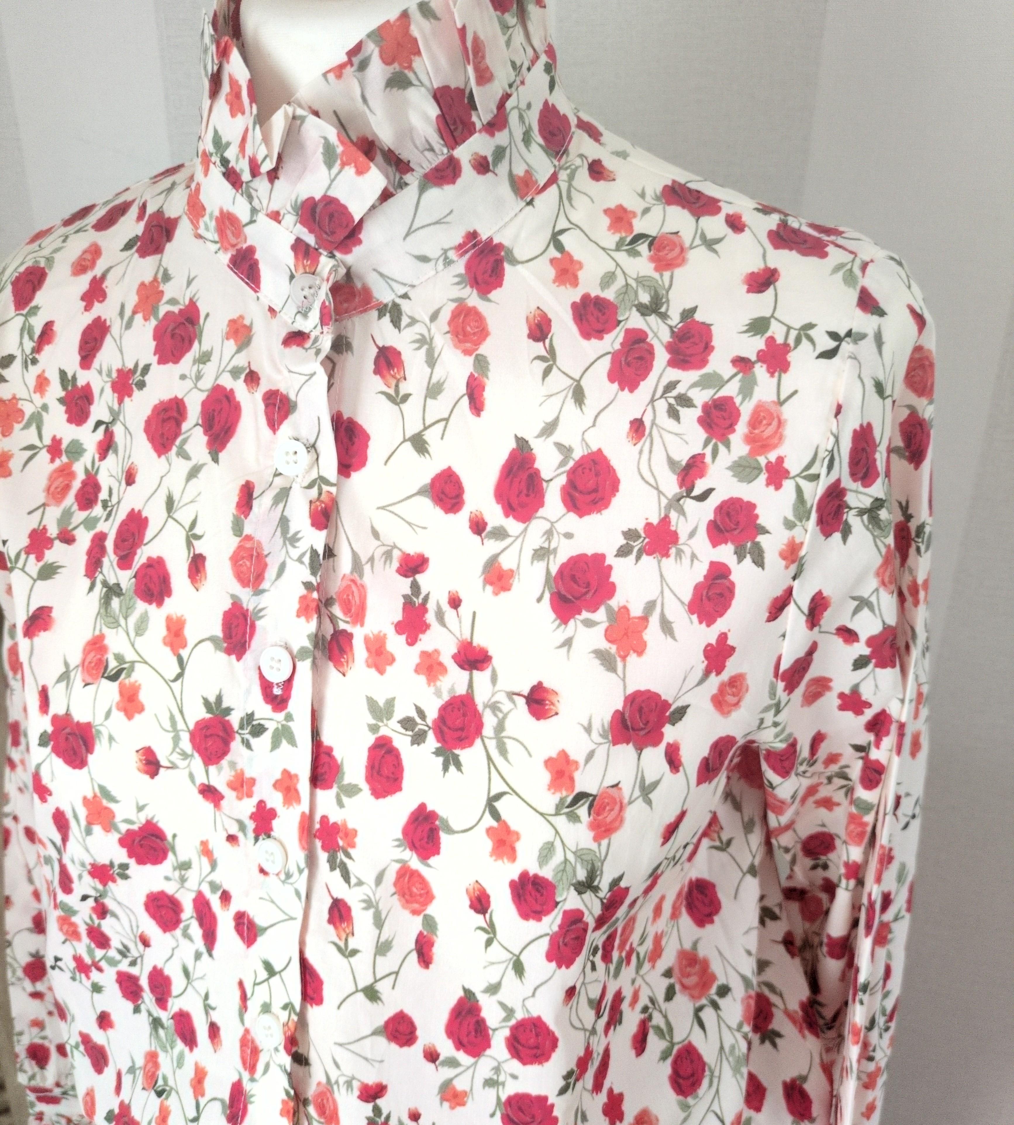 Chemisier Fleurs Rouges Oranges Coton - Col Victorien Romantique