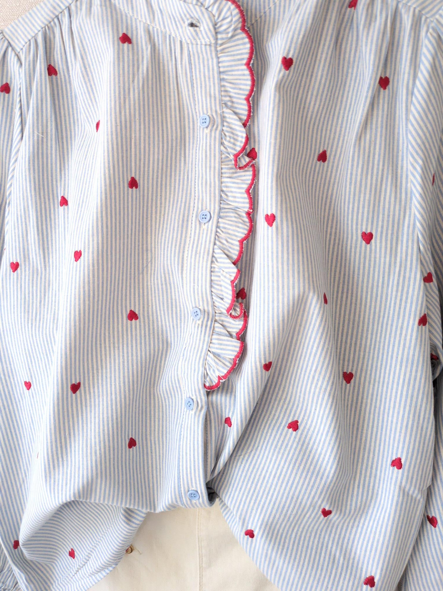 Chemise Rayée Bleue Broderies Coeurs 100% Coton