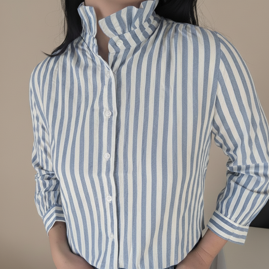 Chemise Rayée Bleu Blanc Coton In April 1986 - Col Victorien Lavallière Chic