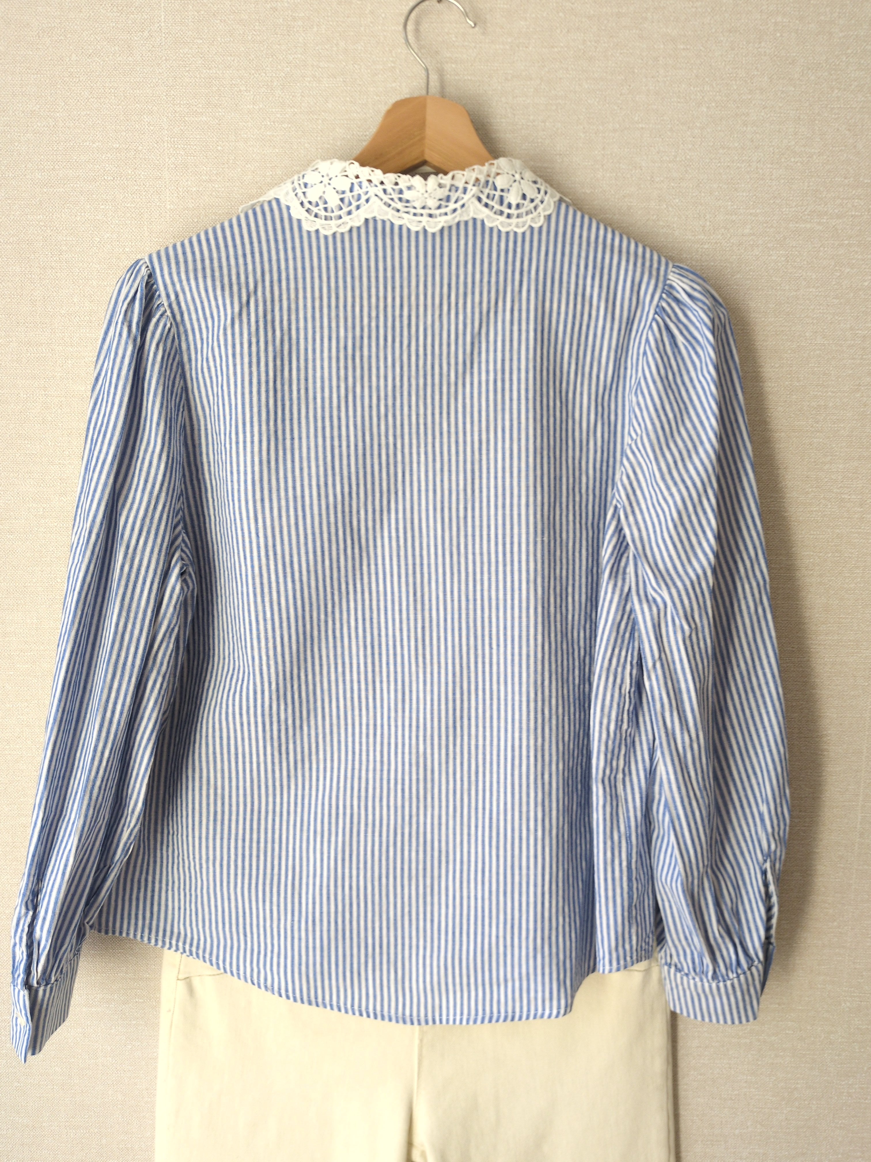 Chemise à rayures et col dentelle – Taille S